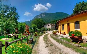 Agriturismo La Ferrera